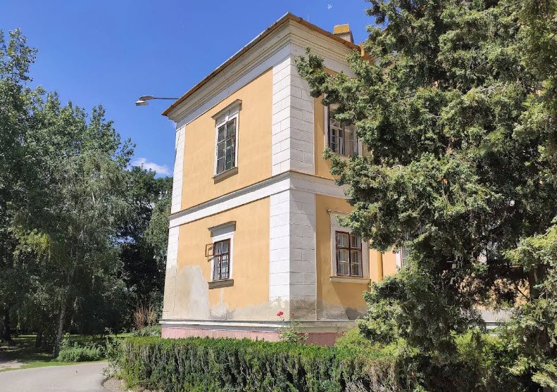 Kaštieľ Amadé-Üchtritz v Gabčíkove, Gabčíkovo, Slovakia, Slovakia